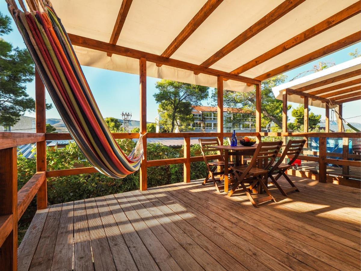 Mediteran Travel Mobile Homes Trogir - Ciovo Arbanija Dış mekan fotoğraf