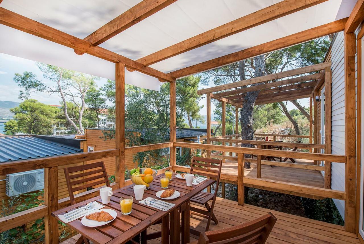 Mediteran Travel Mobile Homes Trogir - Ciovo Arbanija Dış mekan fotoğraf