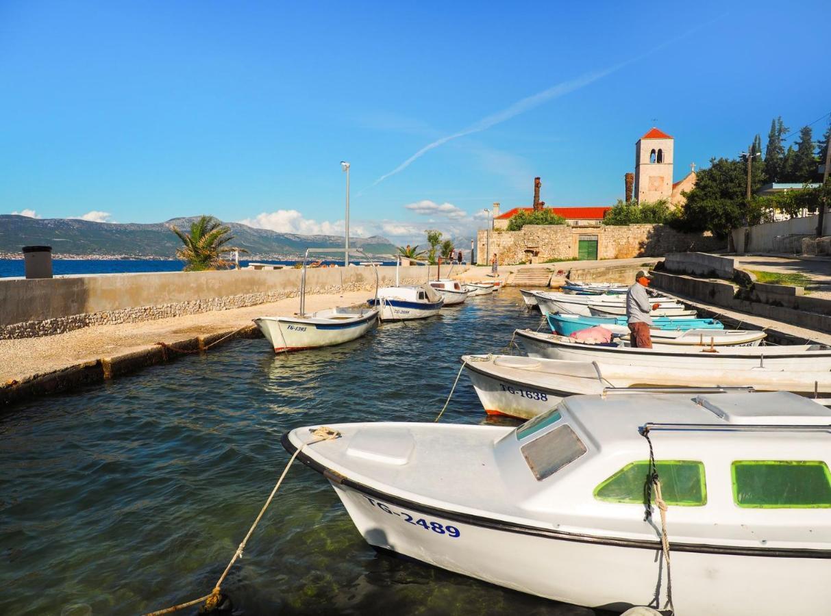 Mediteran Travel Mobile Homes Trogir - Ciovo Arbanija Dış mekan fotoğraf
